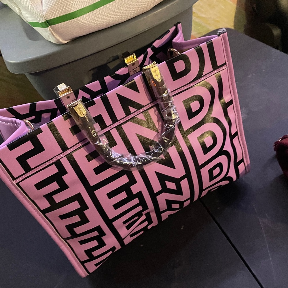 Fendi purse